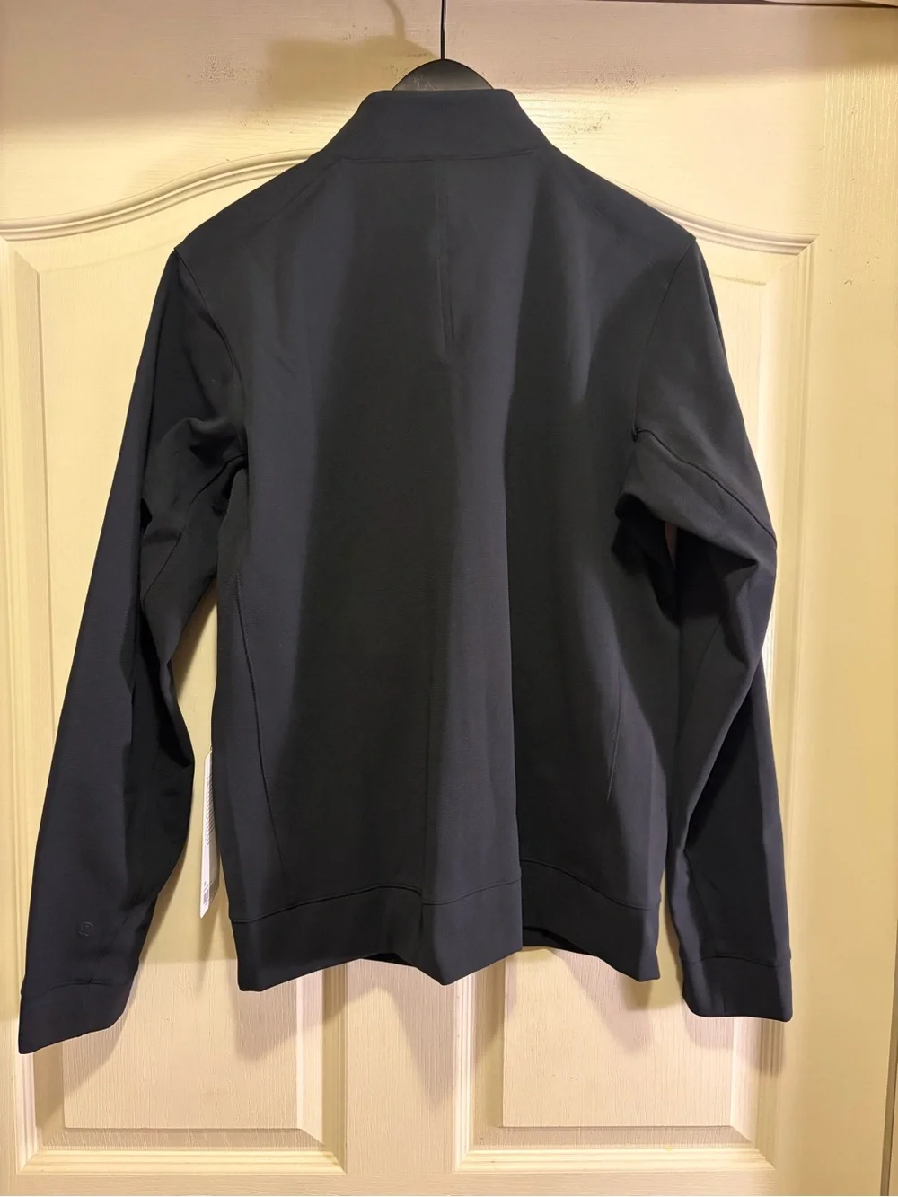 Lululemon Men’s “Sojourn” Jacket (L) *NEW FOR FALL/WINTER*